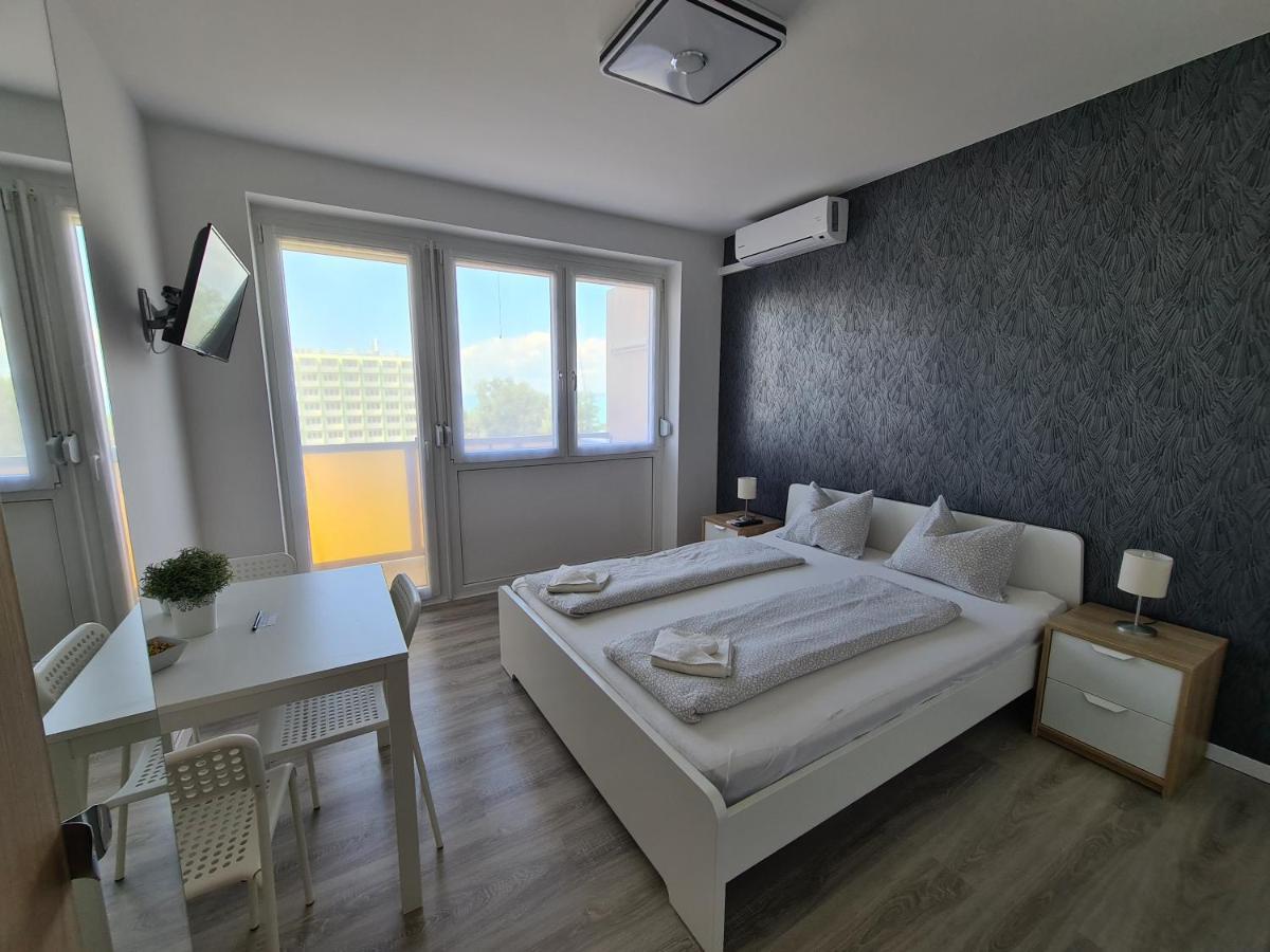 Surman Apartmanok Сиофок Екстериор снимка