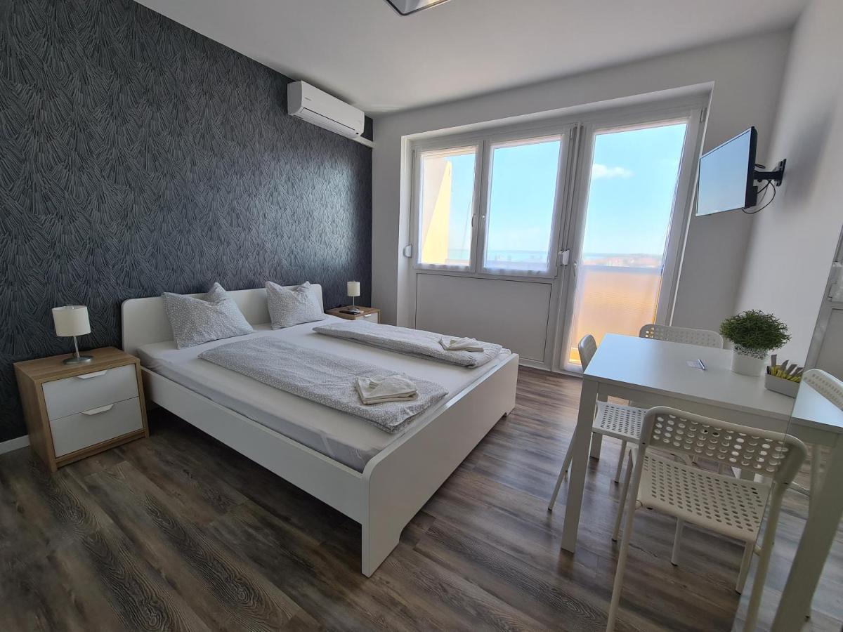 Surman Apartmanok Сиофок Екстериор снимка