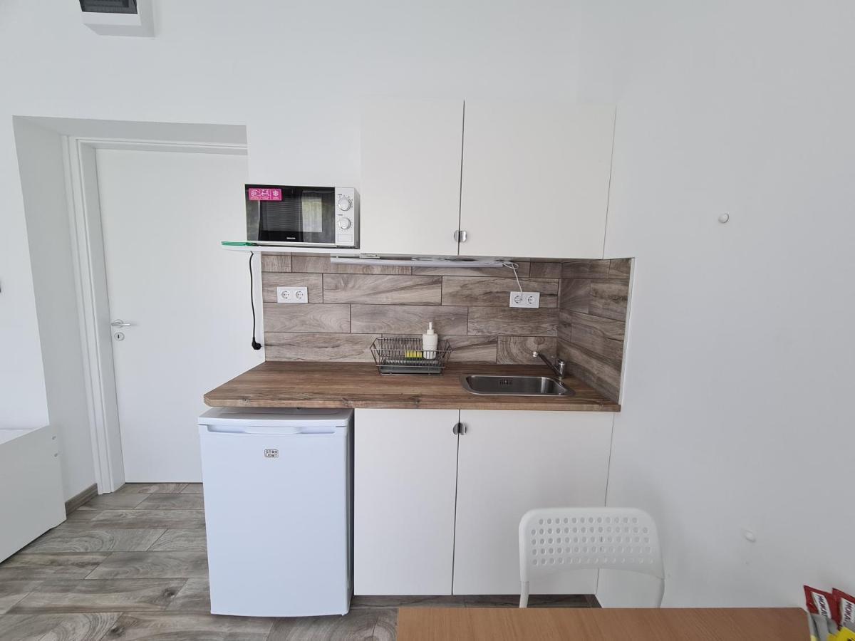 Surman Apartmanok Сиофок Екстериор снимка