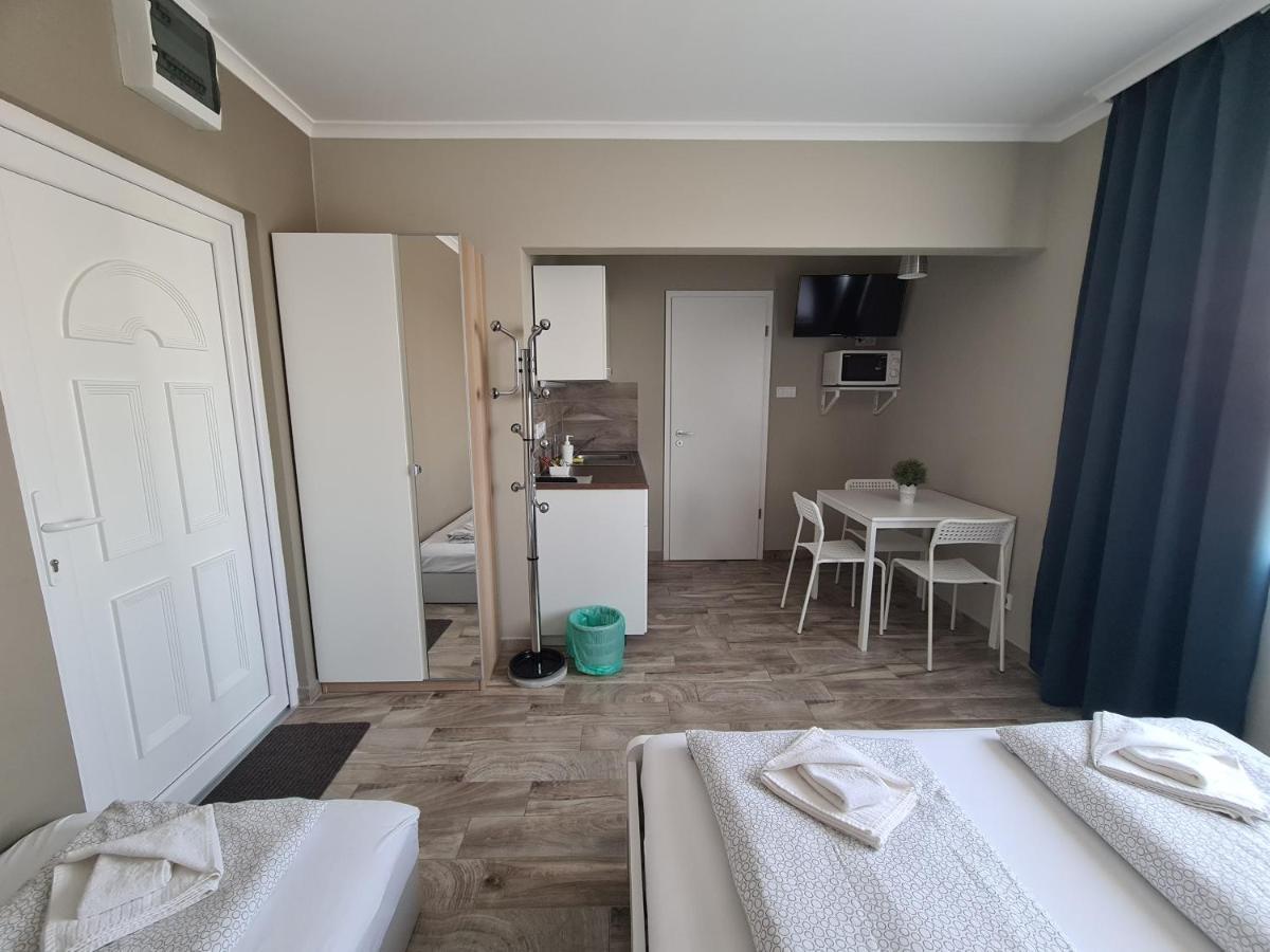 Surman Apartmanok Сиофок Екстериор снимка