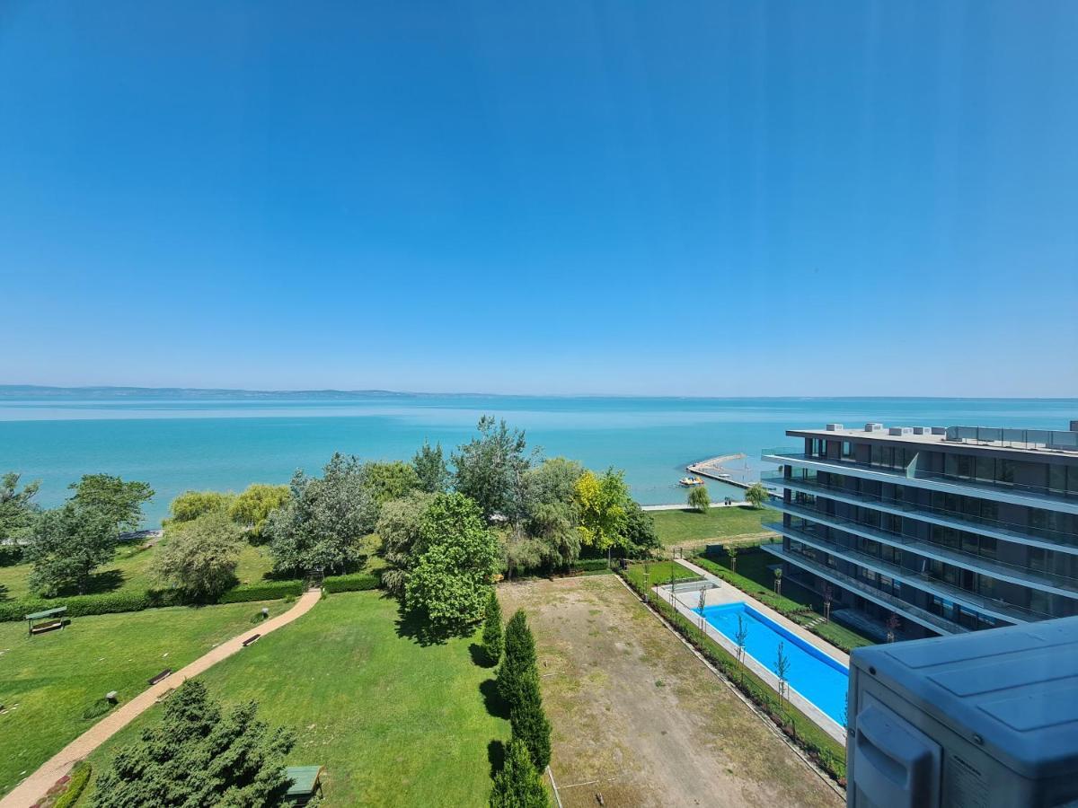 Surman Apartmanok Сиофок Екстериор снимка