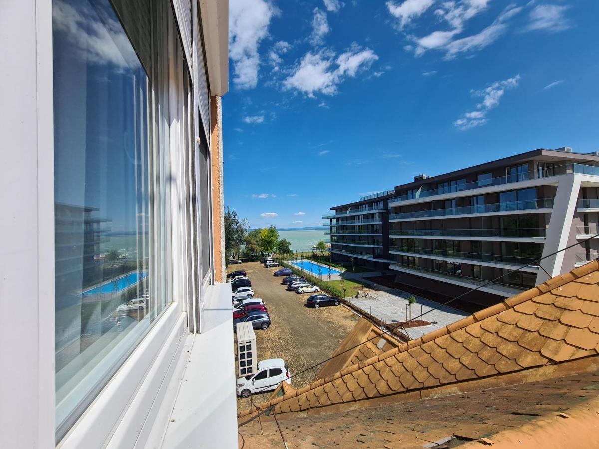 Surman Apartmanok Сиофок Екстериор снимка