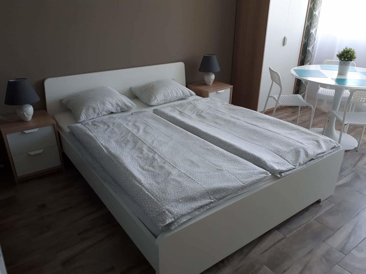 Surman Apartmanok Сиофок Екстериор снимка