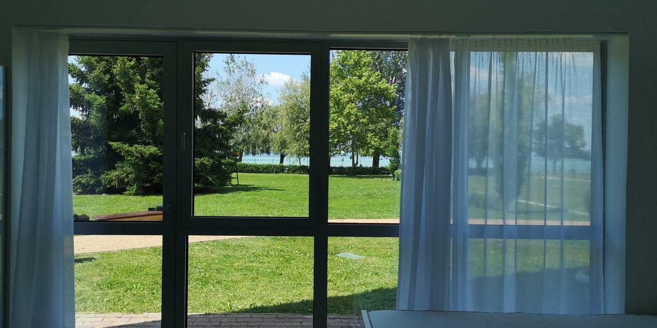 Surman Apartmanok Сиофок Екстериор снимка