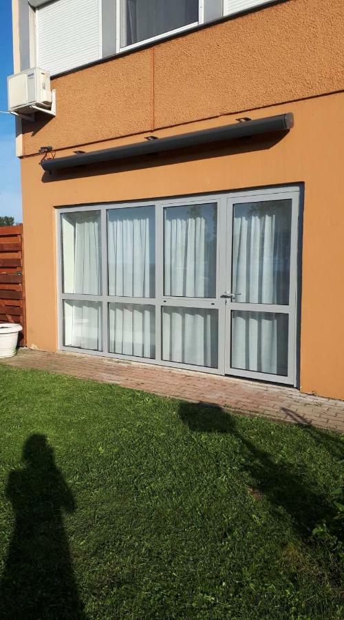 Surman Apartmanok Сиофок Екстериор снимка