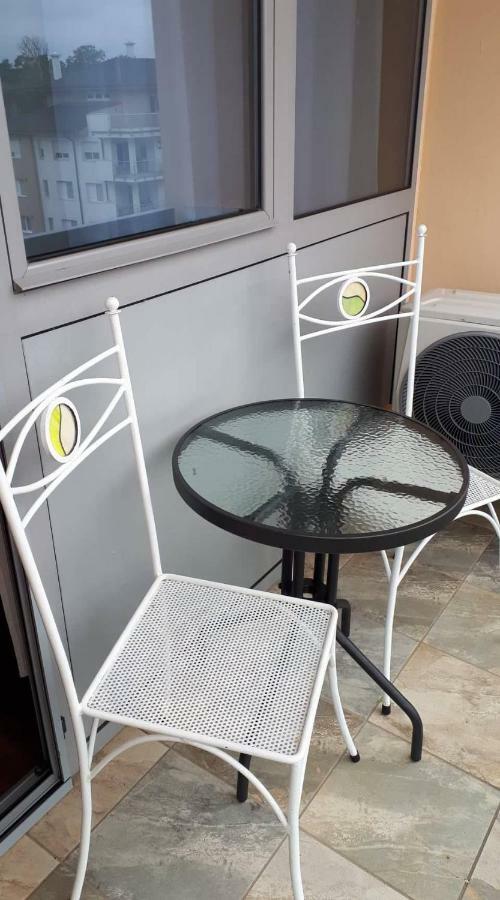 Surman Apartmanok Сиофок Екстериор снимка