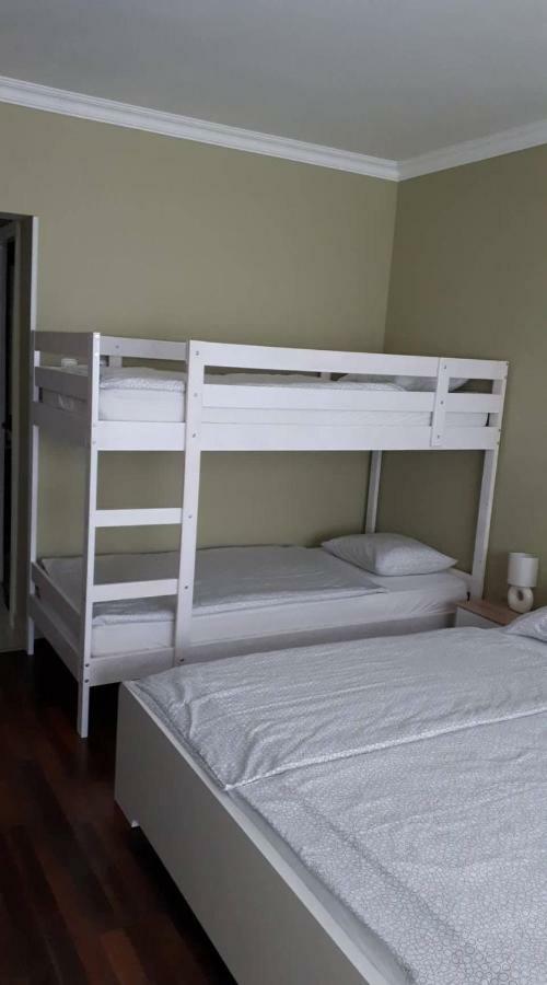 Surman Apartmanok Сиофок Екстериор снимка